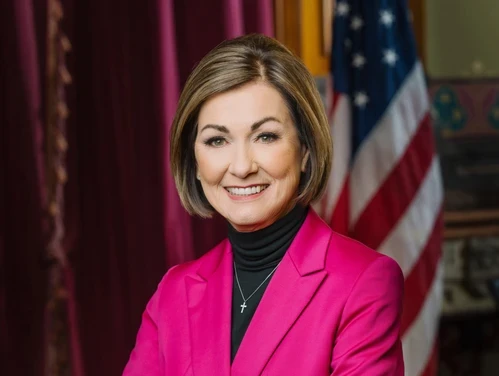 governor kim reynolds