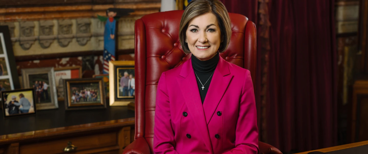 governor kim reynolds
